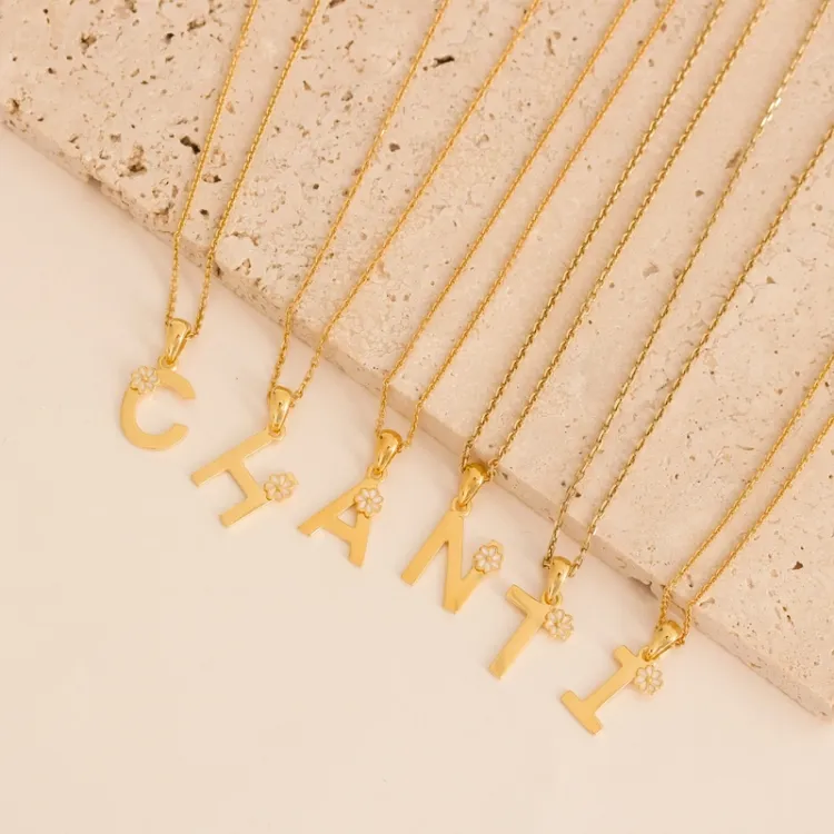letter t hanger in verguld sterlingzilver