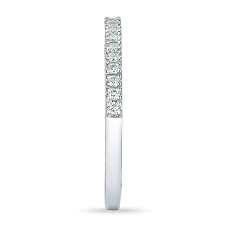 Diamant mémoire ring in 14 karaat witgoud 0,15 ct