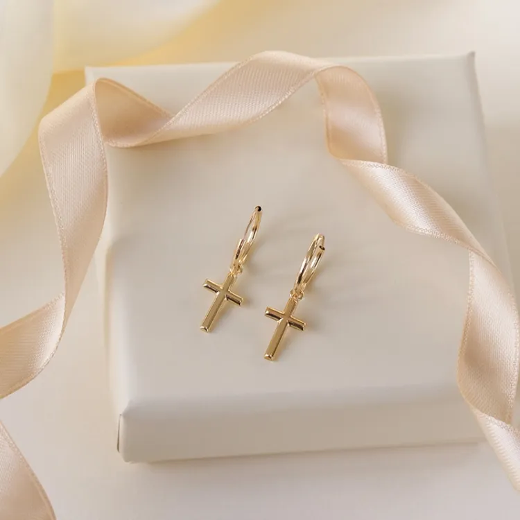 12 mm kruis creool in 9 karaat goud - Amoré