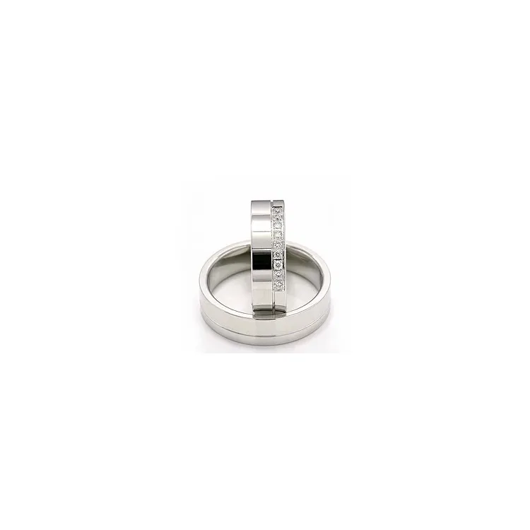 trouwringen in 14 karaat witgoud 9 x 0,015 ct - set