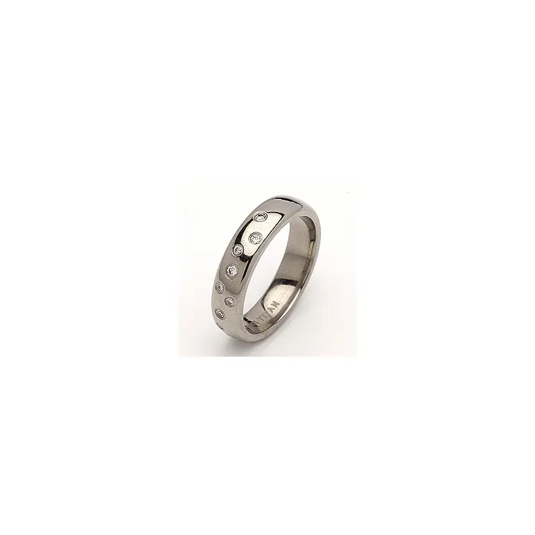 Trouwring in titanium 0,126 ct