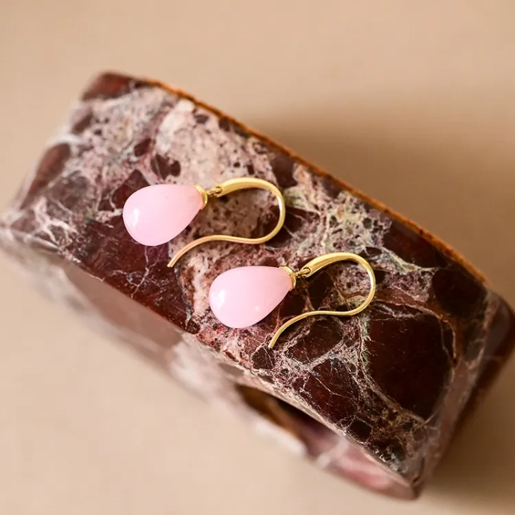 oorbellen in 9 karaat goud met roze kristal