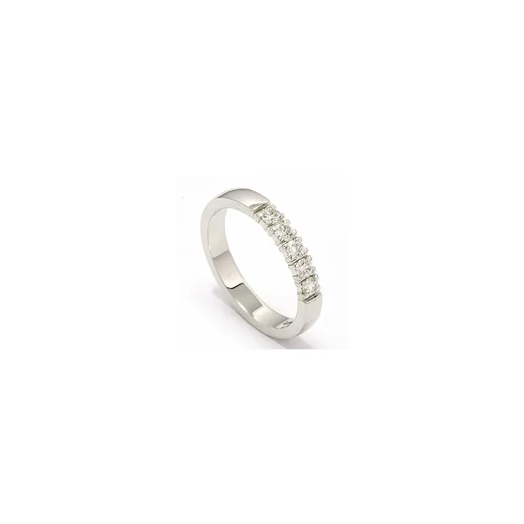 Trouwring in 14 karaat witgoud 0,07 ct