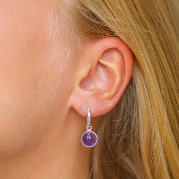 rond paarse kristal oorbellen in zilver - Loom Stones