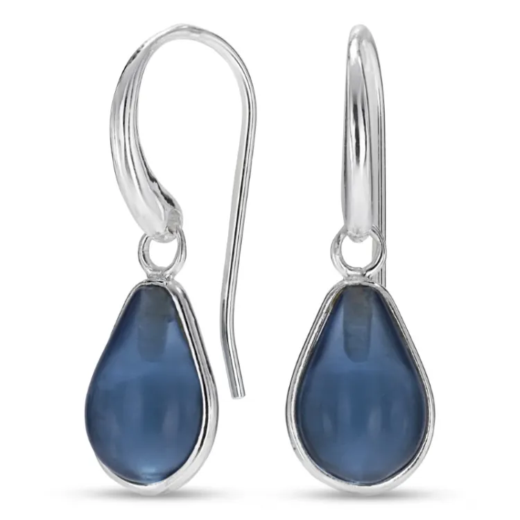 druppel donkerblauw donkerblauw kristal oorbellen in zilver - Loom Stones