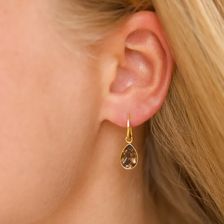 druppel rookkleurige kwarts oorbellen in verguld zilver - Loom Stones