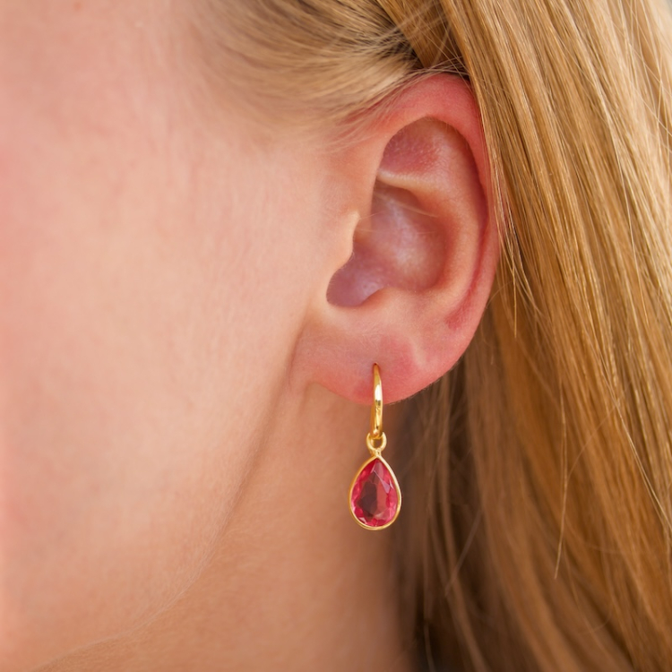 druppel pink kristal oorbellen in verguld sterlingzilver - Loom Stones