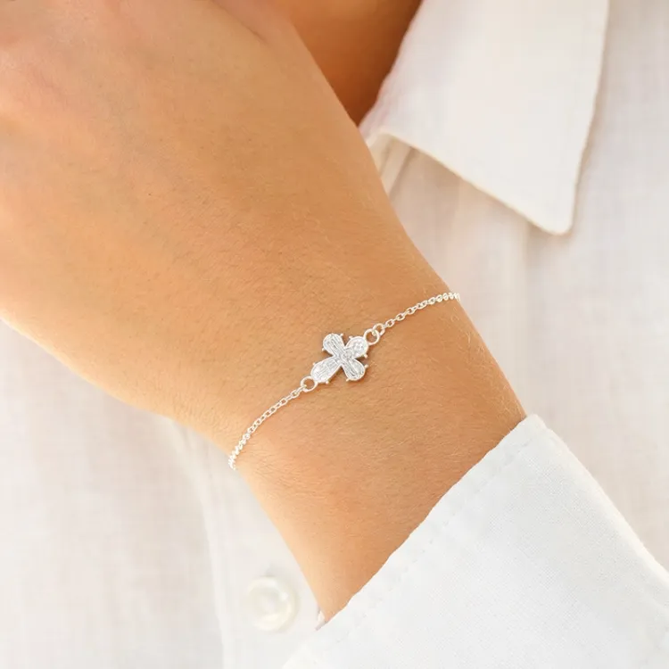 12 x 10,5 mm dagmarkruis armband in zilver - Amoré