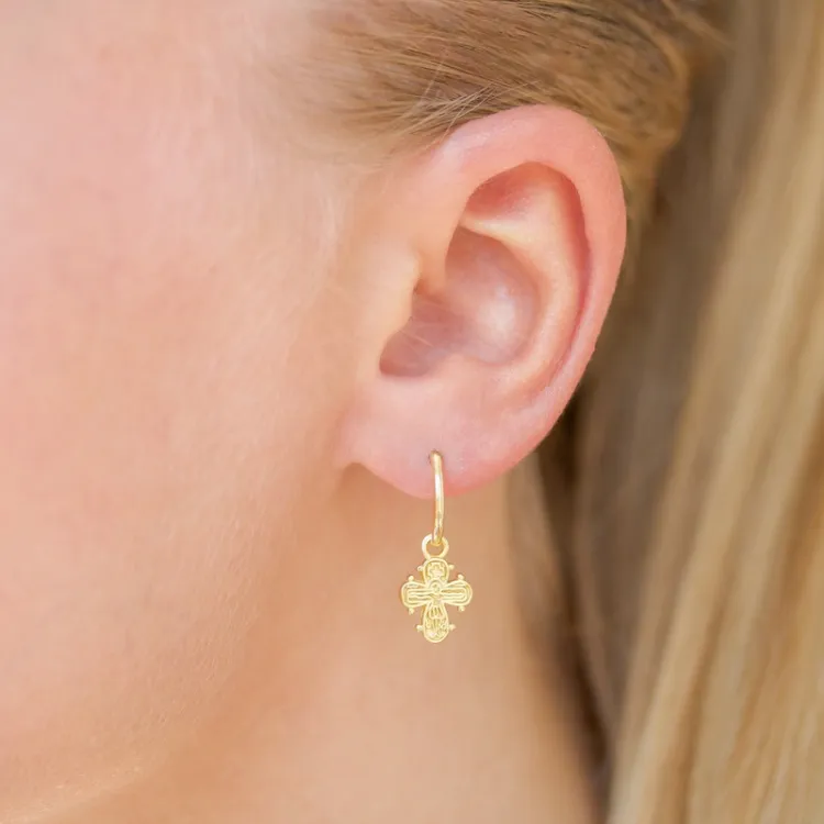 10 mm dagmarkruis creool in verguld zilver - Amoré