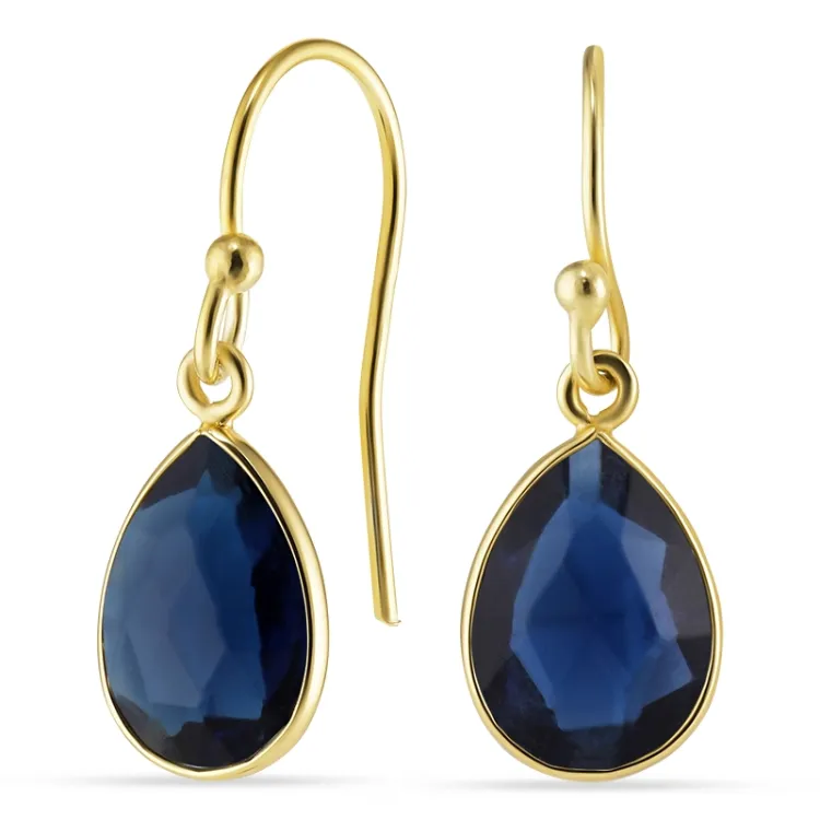 druppel synthetisch blauwe saffier oorbellen in verguld zilver - Loom Stones