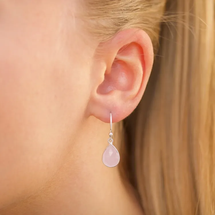 druppel pink kristal oorbellen in zilver - Loom Stones
