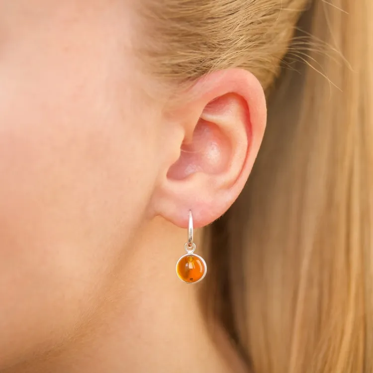synthetisch barnsteen oorbellen in zilver - Loom Stones