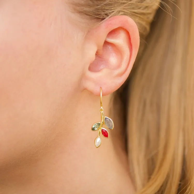 blad groen kristal oorbellen in verguld sterlingzilver - Loom Stones