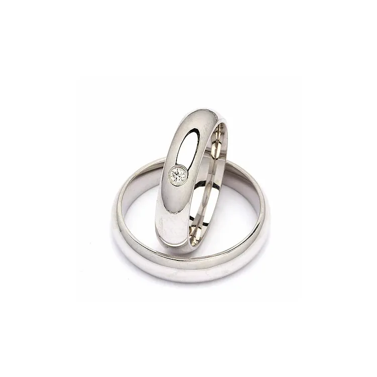 Trouwringen in zilver 0,05 ct