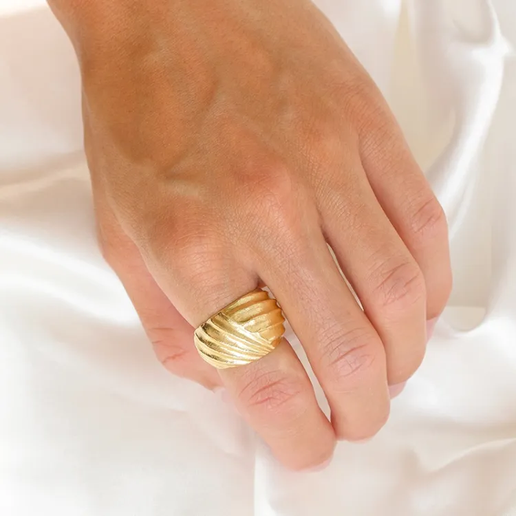 ring in verguld messing - Eliné