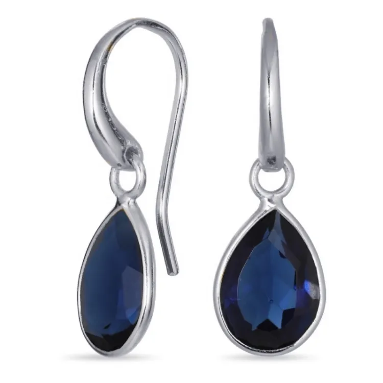 druppel synthetisch blauwe saffier oorbellen in verzilverd messing - Loom Stones