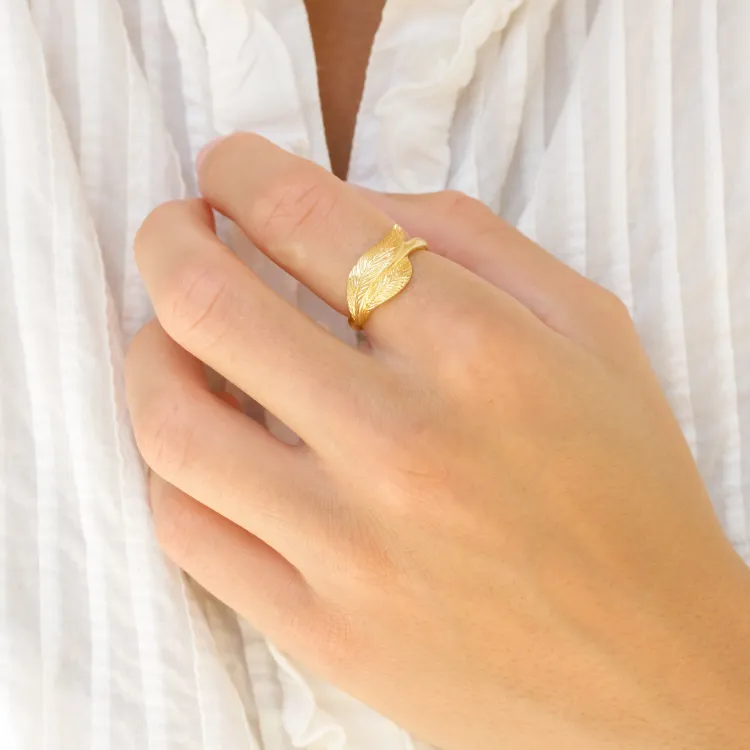 blad ring in verguld messing - Eliné