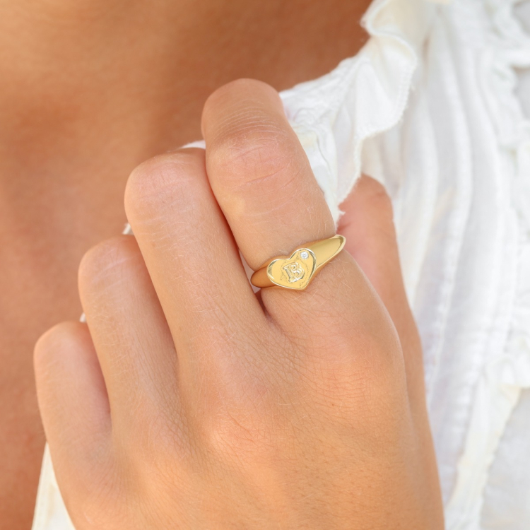 letter b zirkoon ring in verguld messing