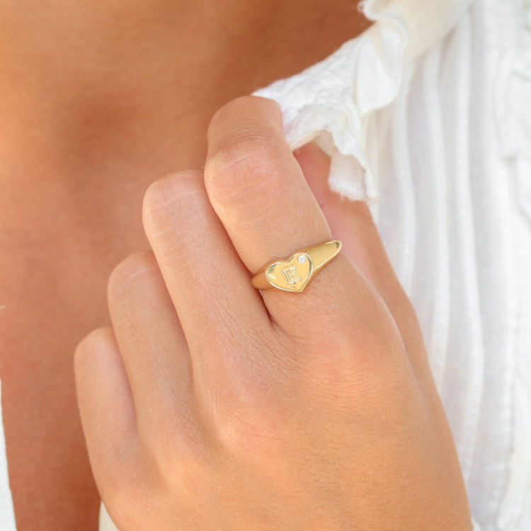 letter e zirkoon ring in verguld messing