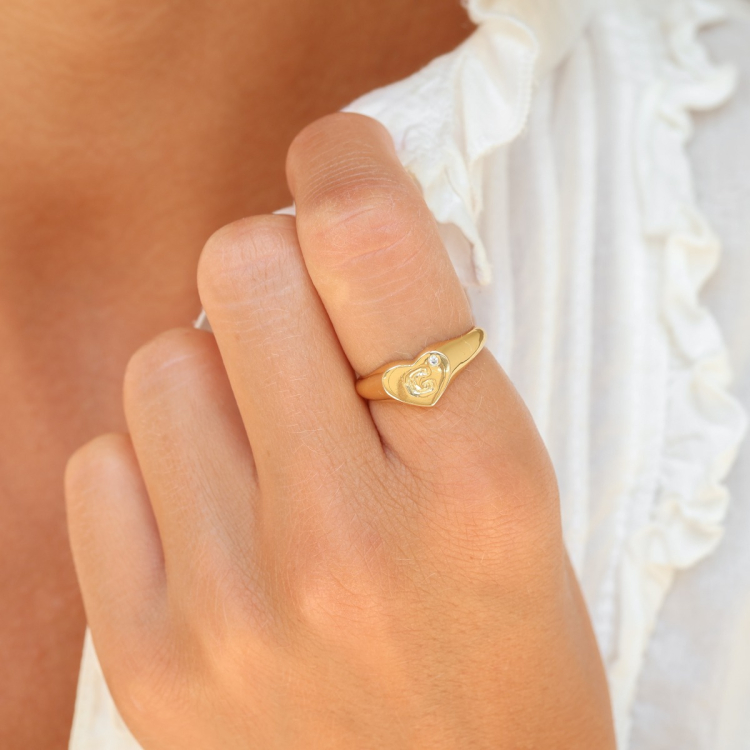 letter g ring in verguld messing
