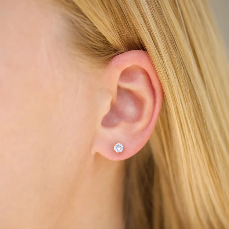 4 mm waterproof zirkoon oorsteker in verguld staal - OCEANA