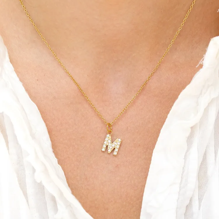 waterproof letter m zirkoon ketting met hanger in verguld staal - OCEANA