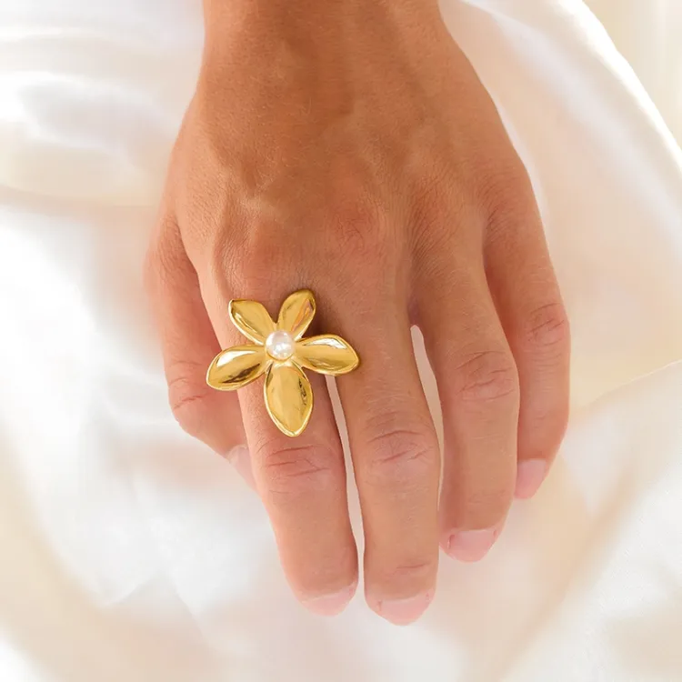 waterproof bloem verstelbaar ring in verguld staal - OCEANA