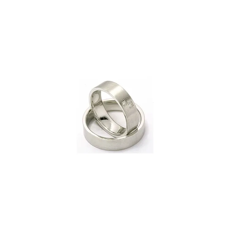 Trouwringen in 14 karaat witgoud 2 x 0,015 ct - set