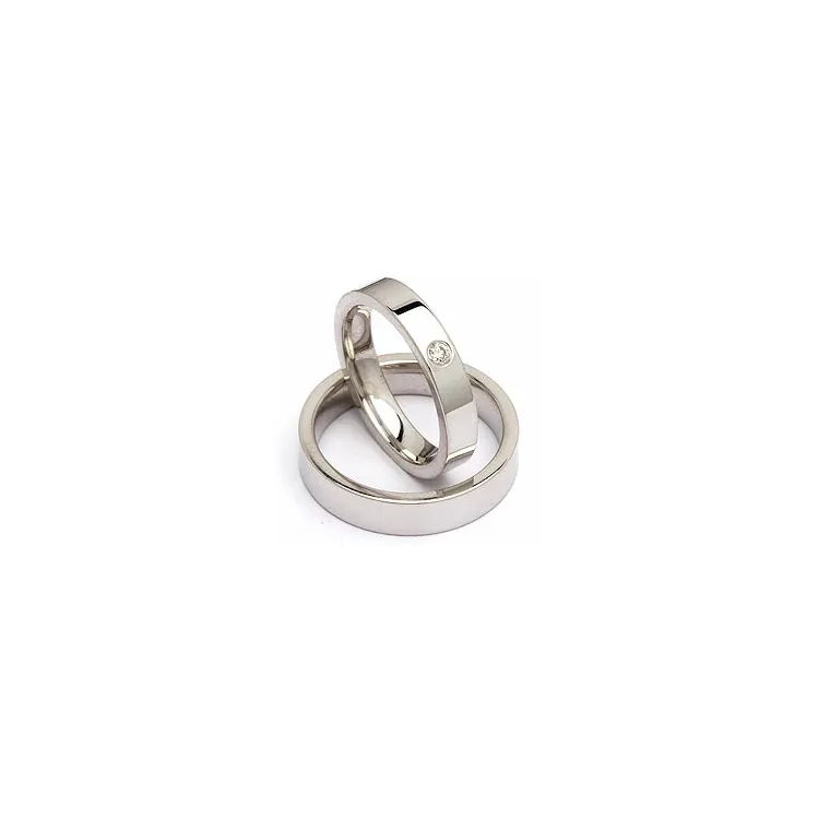 Trouwringen in zilver 0,05 ct