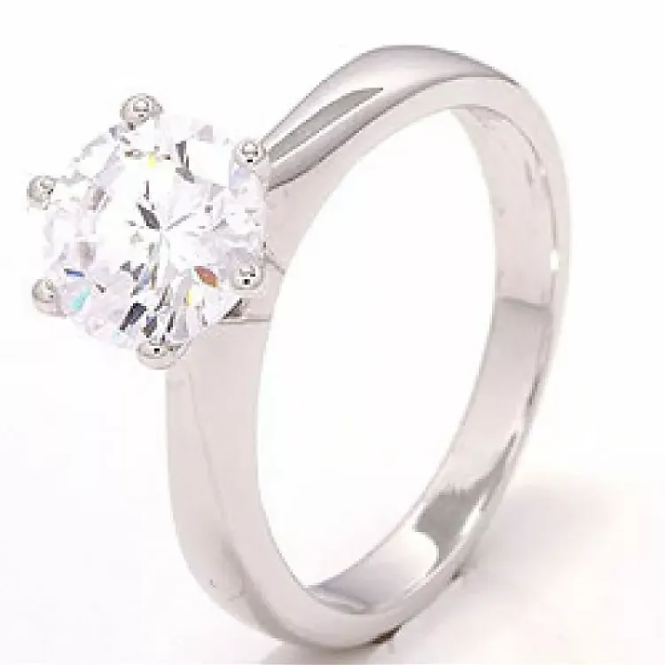 Groot zirkoon solitaire ring in gerodineerd zilver