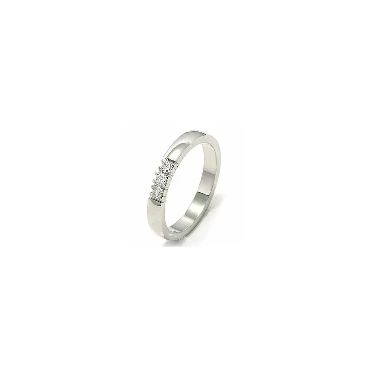 mémoire ring in 14 karaat witgoud 0,05 ct
