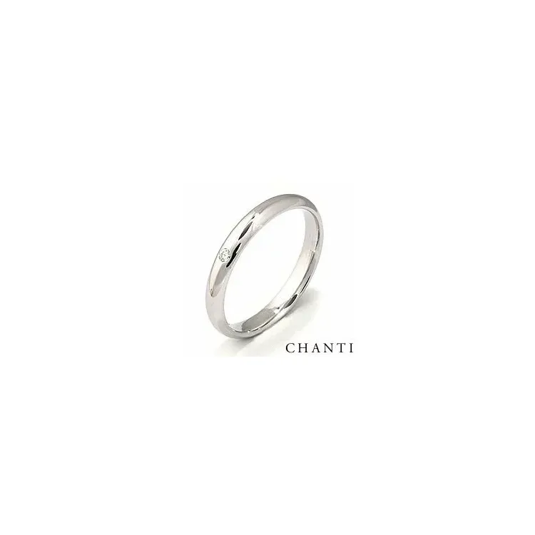 rond trouwring in 14 karaat witgoud 0,025 ct