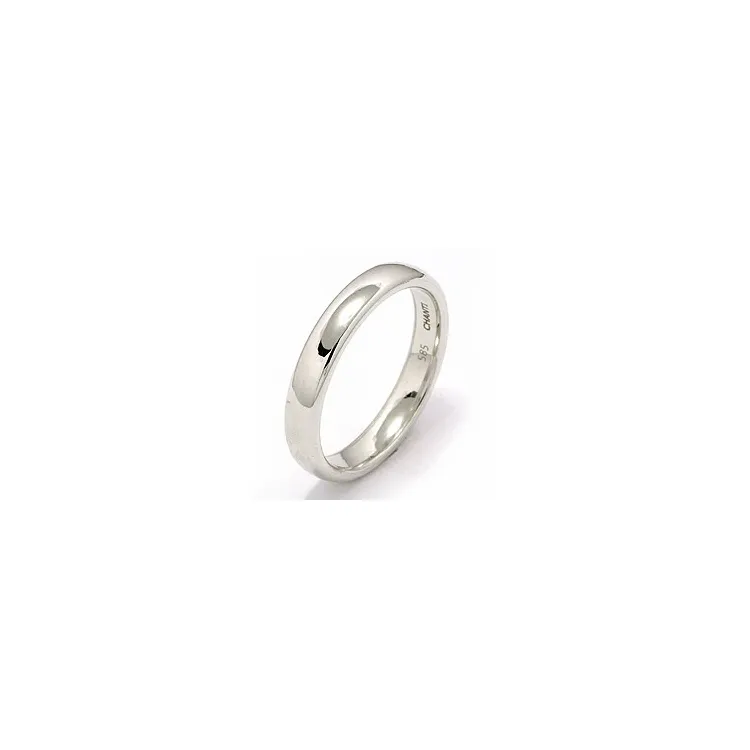 Elegant ovale trouwring in 14 karaat witgoud