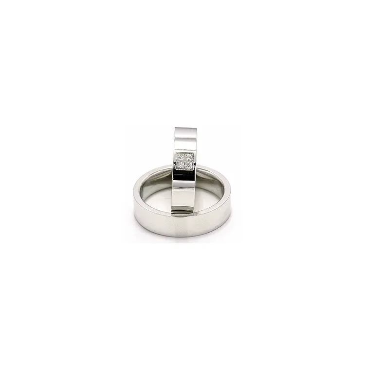 trouwringen in 14 karaat witgoud 4 x 0,0165 ct - set