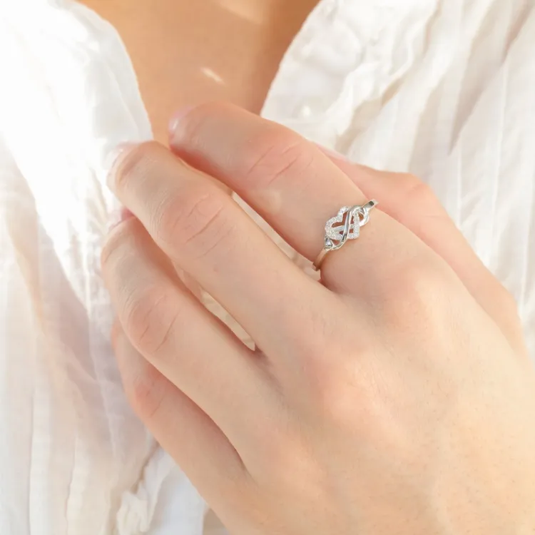 hart zirkoon ring in zilver