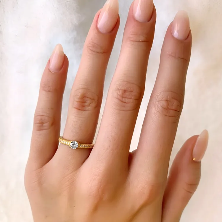 Rond witte zirkoon ring in verguld sterlingzilver