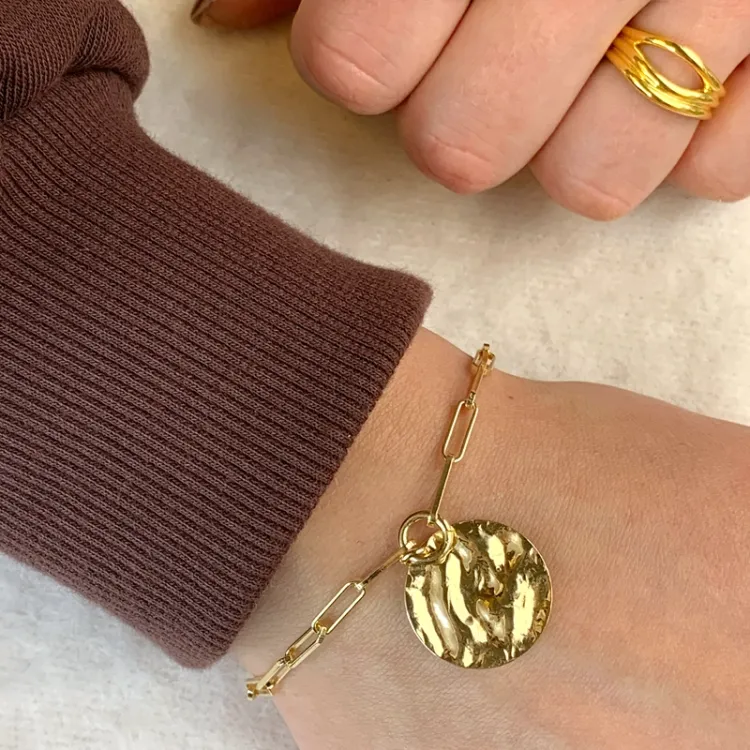 rond armband in verguld sterlingzilver met hanger in verguld sterlingzilver