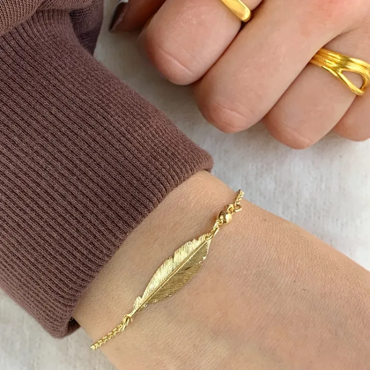 blad armband in verguld sterlingzilver met hanger in verguld sterlingzilver