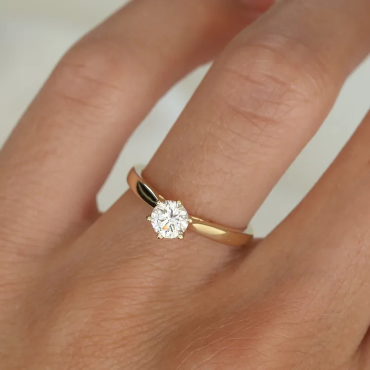 0,50 ct lab grown diamant solitaire ring in 9 karaat goud 0,50 ct