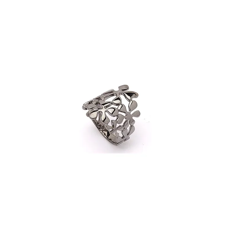 Vinger ringen: ring in zwart gerhodineerd zilver