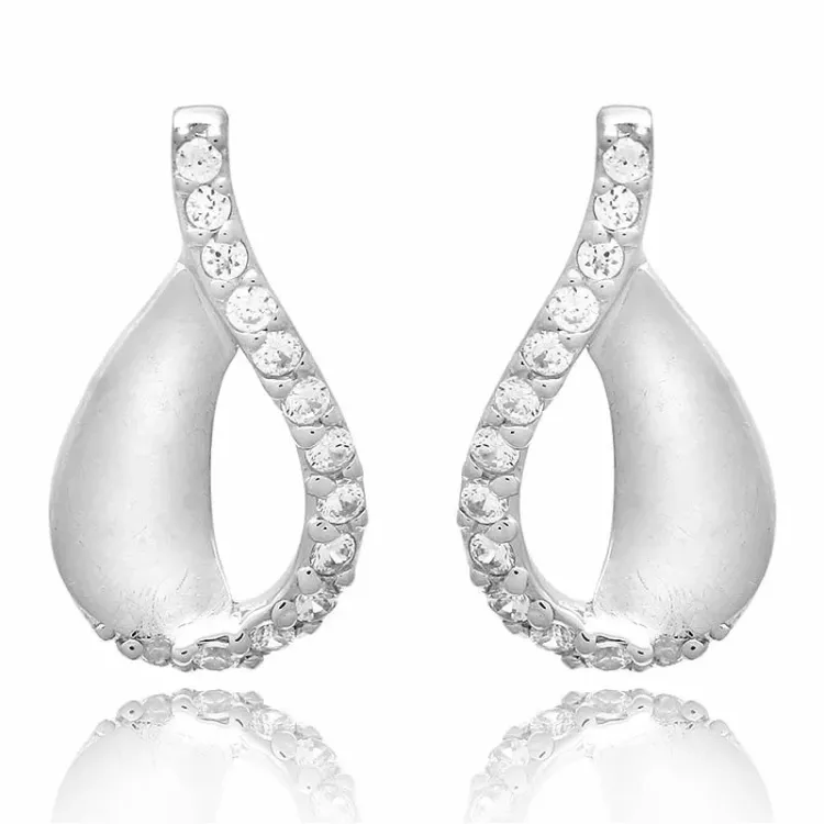 Matte witte zirkoon oorbellen in zilver