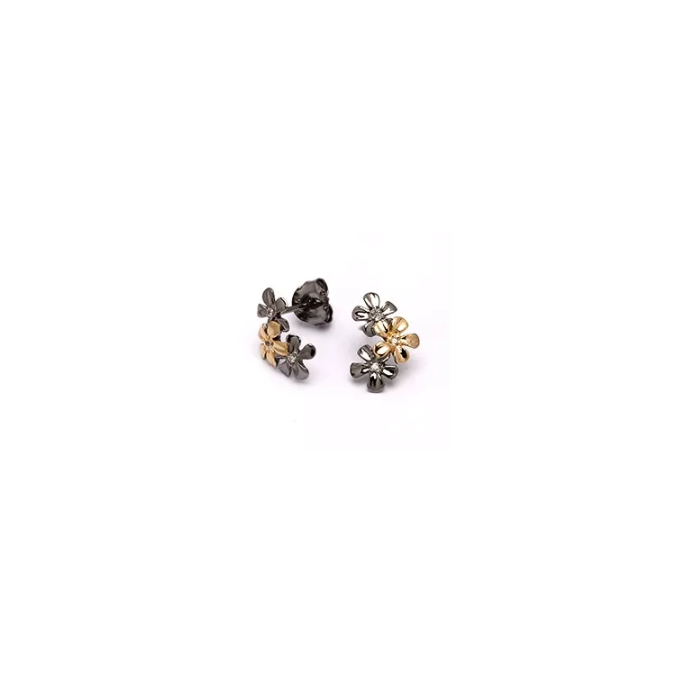 Dark Harmony bloem oorbellen in zwart gerhodineerd zilver met verguld sterlingzilver