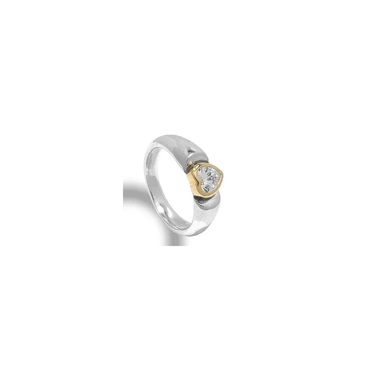Hart ring in geoxideerd sterlingzilver met 8 karaat goud