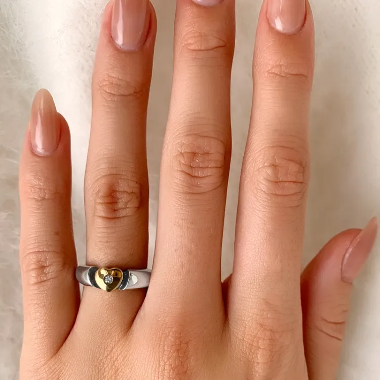 Hart ring in zilver met 8 karaat goud