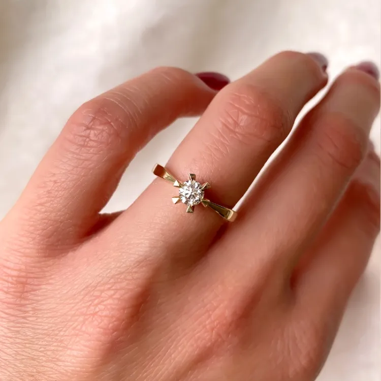0,40 ct diamant solitaire ring in 14 karaat goud 0,40 ct