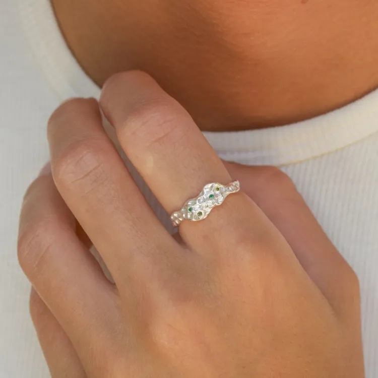 groen zirkoon ring in zilver - Lumé Etched