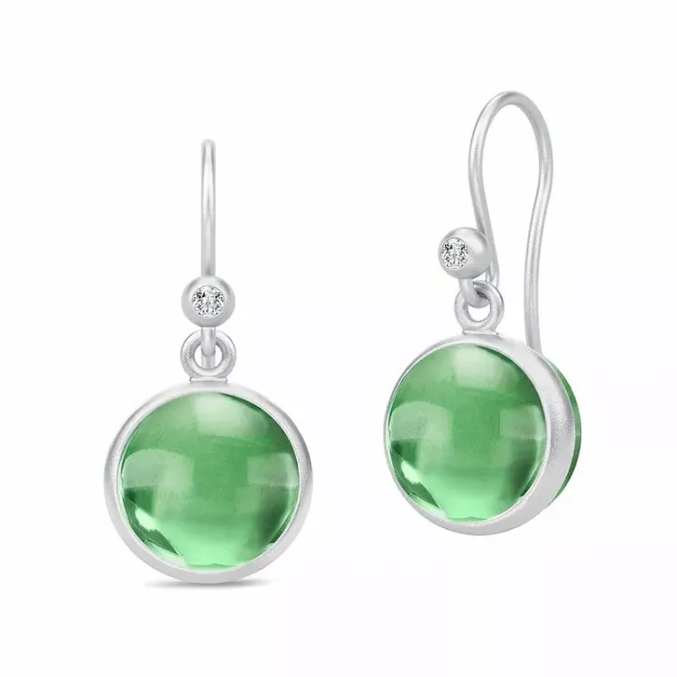Julie Sandlau Primini rond groene oorbellen in satijn gerodineerd sterling zilver groen kristal witte zirkoon