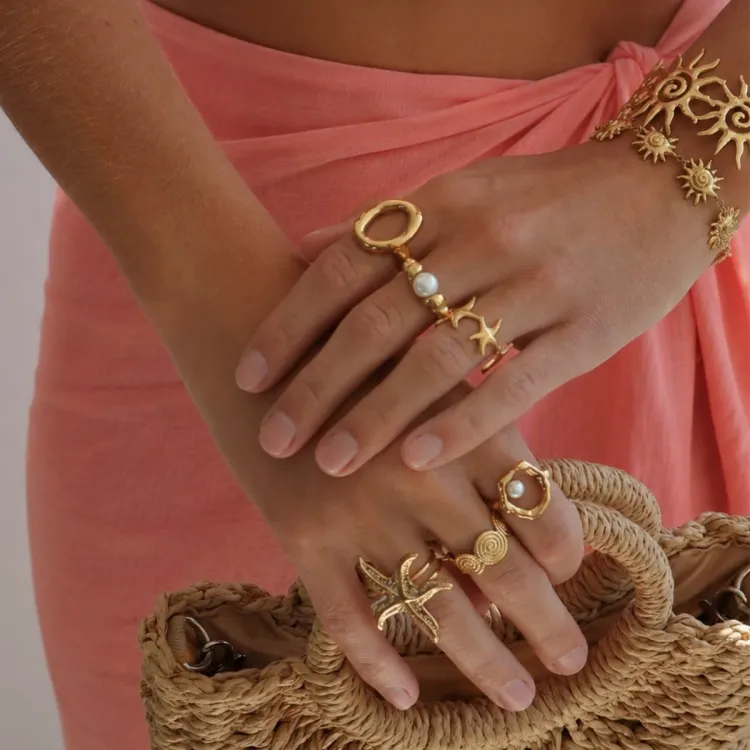 waterproof zeester ring in verguld staal - OCEANA