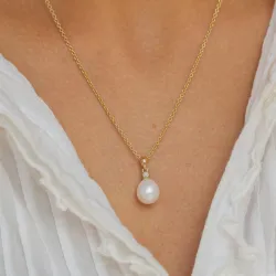 Ovaal parel diamanten hanger in 14 caraat goud 0,02 ct