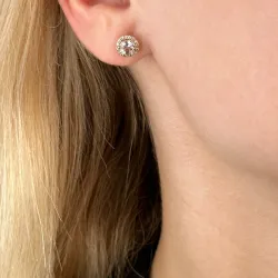 rond diamant oorbellen in 14 karaat goud met morganiet en diamant